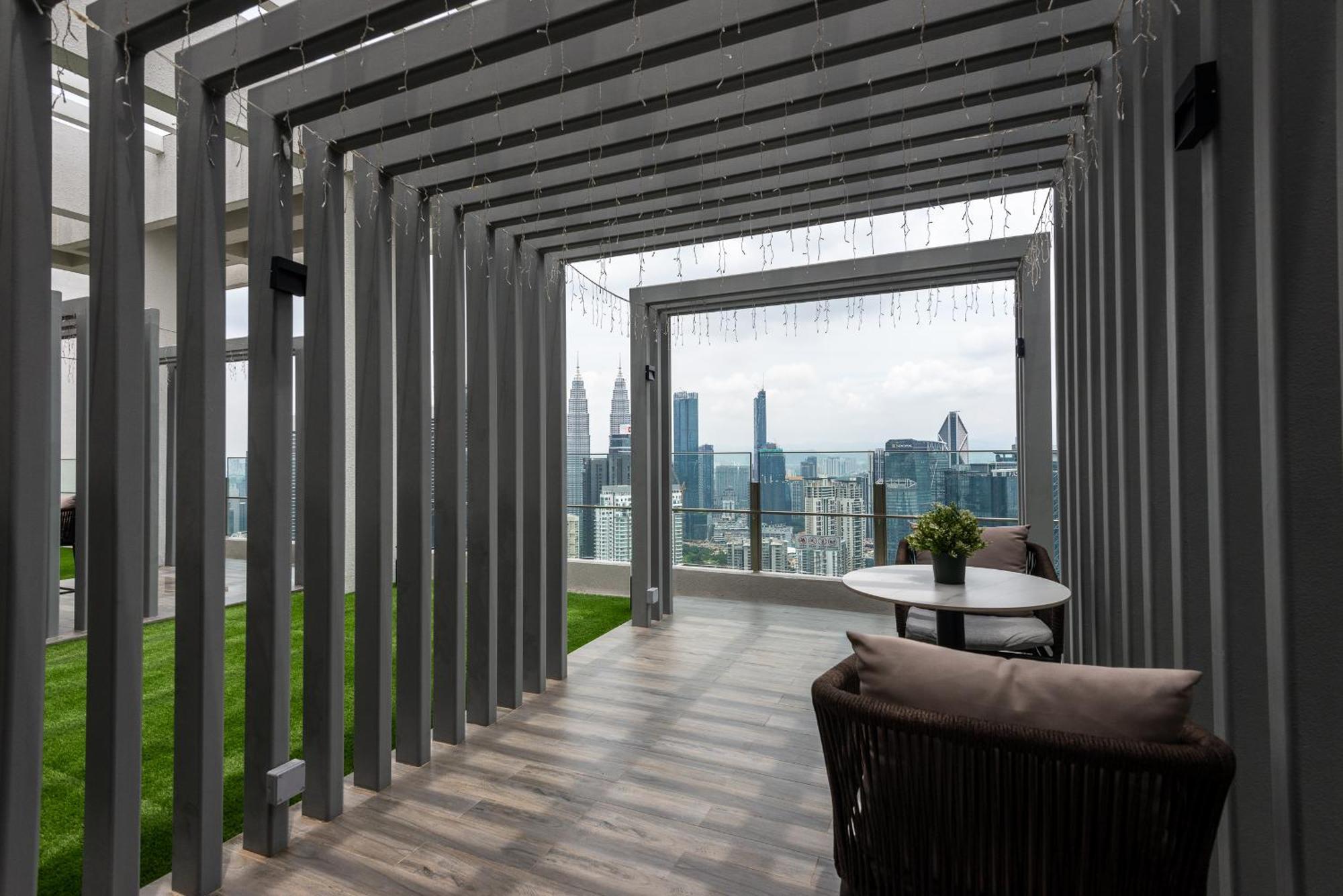 Pangsapuri Agile Suites In Central Bukit Bintang Trx By Deko *